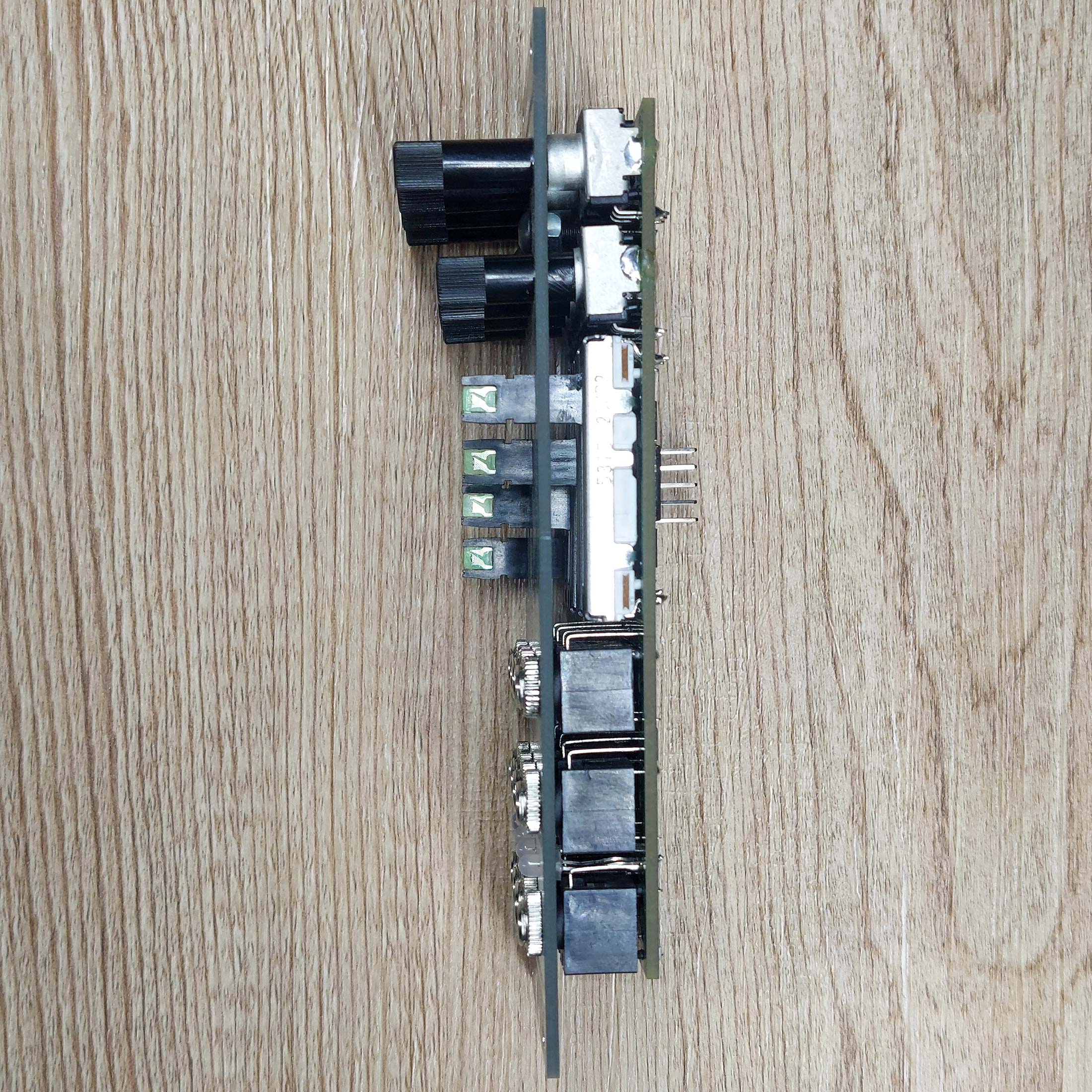 Shrouds V2 (Mutable Instruments Veils V2, 10HP clone)